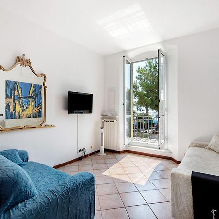 La Finestra Sul Mare Apartment Аренцано Екстериор снимка